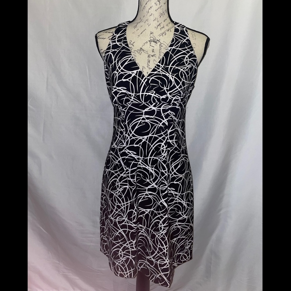 Connected women’s dress size 10P